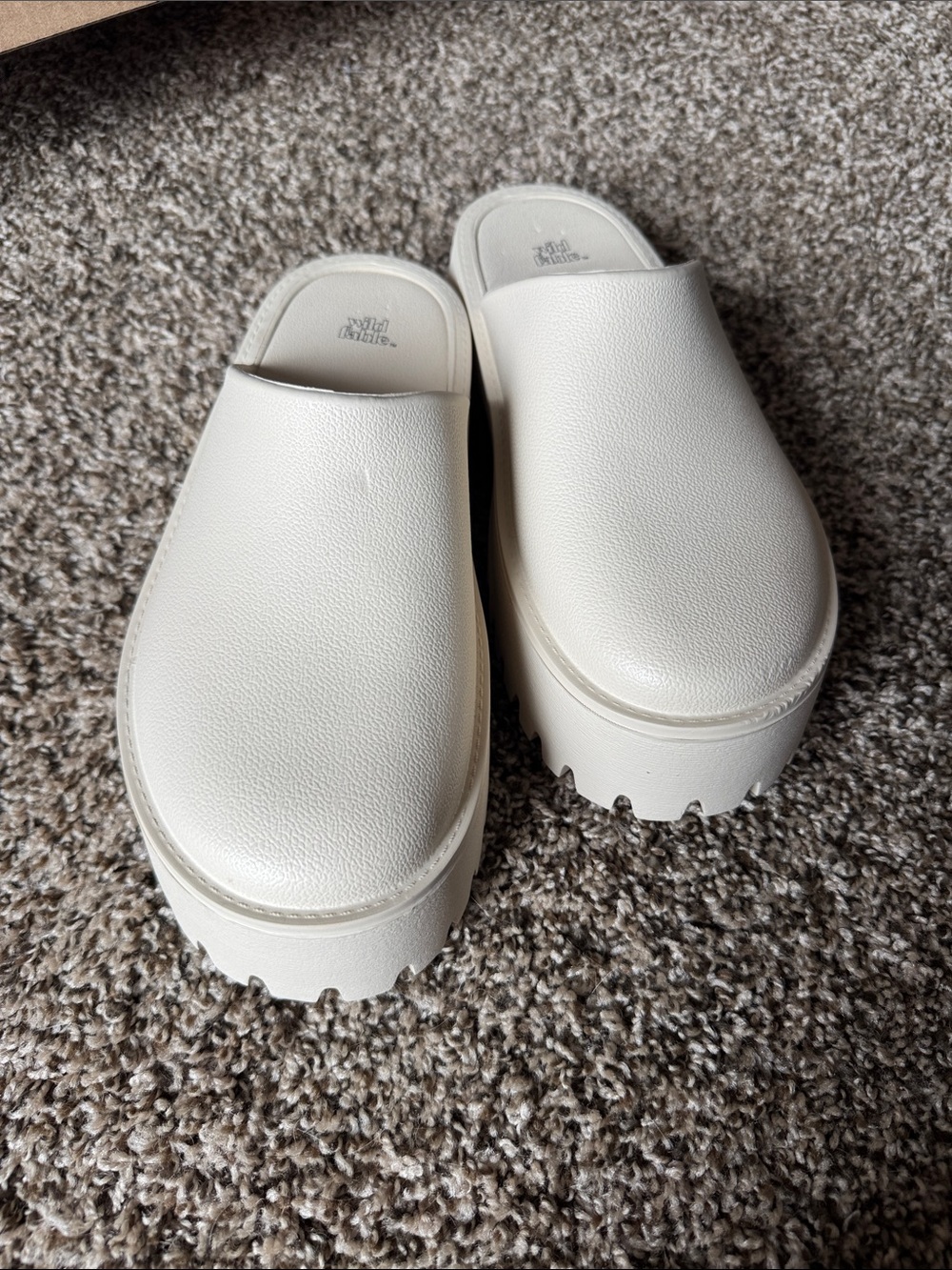 wild fable Cream Platform Clog Mules